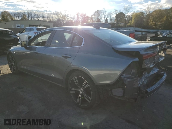 2019 Volvo S60 Inscription with VIN 7JRA22TL0KG001810, listed as a Copart auction lot 79165834 with 67,646 mi miles and Salvage Title. Bid and sale history available at carsss.com. Image 2.
