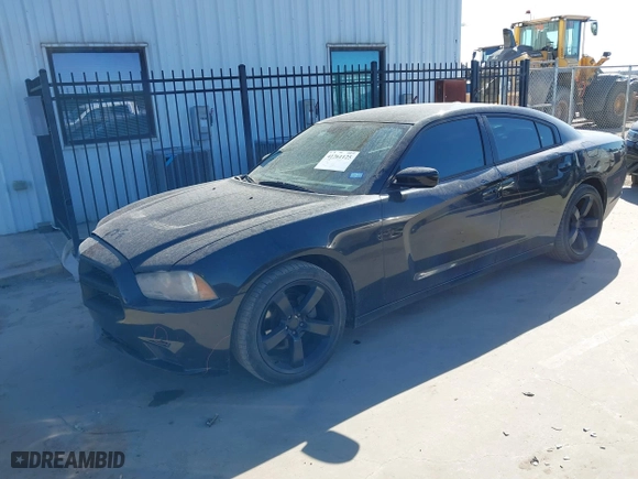 2013 Dodge Charger SE with VIN 2C3CDXBG9DH681172, listed as a IAAI auction lot 41761125 with 117,040 mi miles. Bid and sale history available at carsss.com. Image 2.