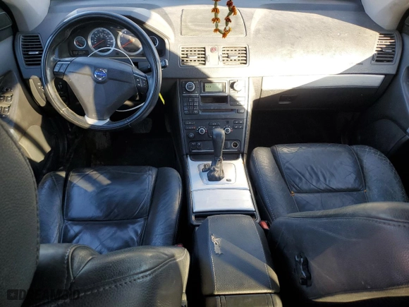 2013 Volvo XC90 Premier Plus with VIN YV4952CZXD1631267, listed as a Copart auction lot 42977795 with 161,470 mi miles and Non Repairable. Bid and sale history available at carsss.com. Image 8.
