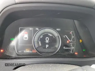 2023 Lexus UX 250h Premium с VIN JTHP6JBH8P2133821, выставлен на аукционе Copart как лот 61007355 с пробегом 32 540 миль миль и Списание • Salvage title. История ставок и продаж доступна на DreamBid. Изображение 9.