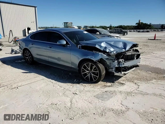 2020 Volvo S90 Momentum z VIN LVYA22MK1LP161953, wystawiony jako Copart lot #81582774 z przebiegiem 26 764 mil mil oraz Nie do naprawy • Non repairable. Historia ofert i sprzedaży dostępna na DreamBid. Obrazek 14.