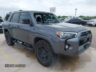 2020 Toyota 4Runner SR5 with VIN JTEZU5JR0L5214205, listed as a IAAI auction lot 42056527 with 159,814 mi miles and . Bid and sale history available at DreamBid. Image 1.