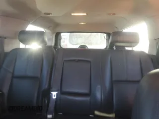 2008 Chevrolet Suburban 2LT z VIN 3GNFK16368G285040, wystawiony jako Copart lot #46346455 z przebiegiem 198 972 mil mil oraz Nie do naprawy • Non repairable. Historia ofert i sprzedaży dostępna na DreamBid. Obrazek 10.
