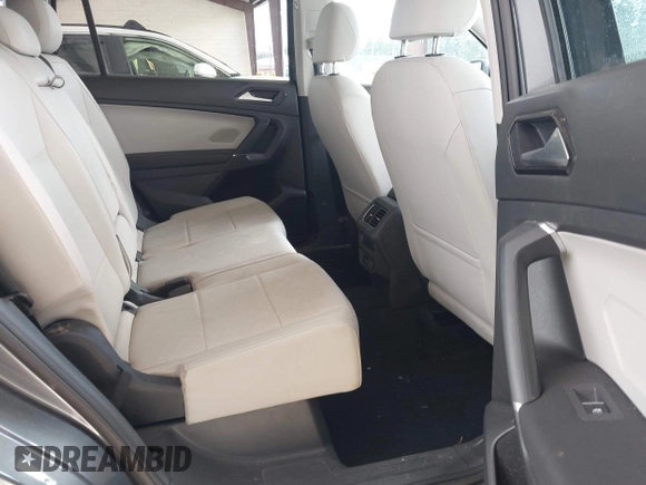 2018 Volkswagen Tiguan SEL with VIN 3VV3B7AX6JM054849, listed as a IAAI auction lot 42303112 with 87,574 mi miles and . Bid and sale history available at DreamBid. Image 8.