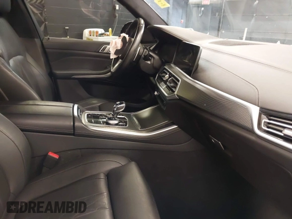 2022 BMW X5 xDrive40i with VIN 5UXCR6C07N9K43338, listed as a IAAI auction lot 42484107 with 42,899 mi miles and . Bid and sale history available at DreamBid. Image 5.