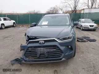 2024 Toyota Grand Highlander XLE with VIN 5TDAAAB50RS035616, listed as a IAAI auction lot 41166954 with 21,231 mi miles. Bid and sale history available at carsss.com. Image 12.
