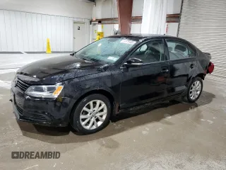 2012 Volkswagen Jetta SE with VIN 3VWBP7AJ0CM320065, listed as a Copart auction lot 54676405 with 131,826 mi miles and Salvage title. Bid and sale history available at DreamBid. Image 1.