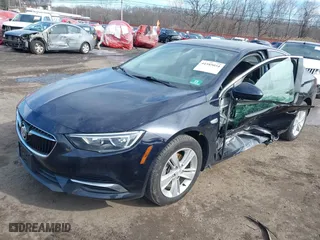 2018 Buick Regal Sportback Preferred with VIN W04GL6SX5J1080288, listed as a IAAI auction lot 41585054 with 90,384 mi miles. Bid and sale history available at carsss.com. Image 20.