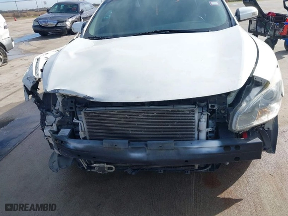 2014 Nissan Maxima 3.5 SV with VIN 1N4AA5AP2EC458158, listed as a IAAI auction lot 38598014 with 145487 miles. Bid and sale history available at carsss.com. Image 6.