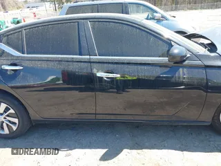 2020 Nissan Altima 2.5 S with VIN 1N4BL4BV5LC248141, listed as a IAAI auction lot 41902618 with 94,232 mi miles. Bid and sale history available at carsss.com. Image 14.