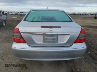 2007 Mercedes-Benz E 350 z VIN WDBUF56X47A983043, wystawiony jako Copart lot #42838625 z przebiegiem 127 591 mil mil oraz Szkoda całkowita • Salvage title. Historia ofert i sprzedaży dostępna na DreamBid. Obrazek 6.