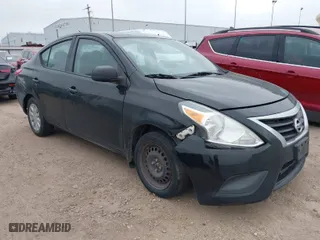 2015 Nissan Versa S Plus with VIN 3N1CN7AP0FL831855, listed as a IAAI auction lot 41940057 with NaN miles. Bid and sale history available at carsss.com. Image 1.