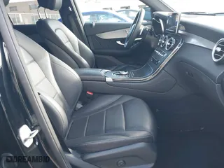 2019 Mercedes-Benz GLC with VIN WDC0J4KB5KF600462, listed as a IAAI auction lot 41709879 with 40,128 mi miles. Bid and sale history available at carsss.com. Image 5.