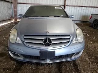 2006 Mercedes-Benz R-Class 3.5L with VIN 4JGCB65E76A026916, listed as a Copart auction lot 82315834 with 0 mi miles and Salvage Title. Bid and sale history available at carsss.com. Image 5.