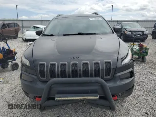 2016 Jeep Cherokee Trailhawk z VIN 1C4PJMBB8GW203534, wystawiony jako Copart lot #54403945 z przebiegiem 168 080 mil mil oraz Szkoda całkowita • Salvage title. Historia ofert i sprzedaży dostępna na DreamBid. Obrazek 5.
