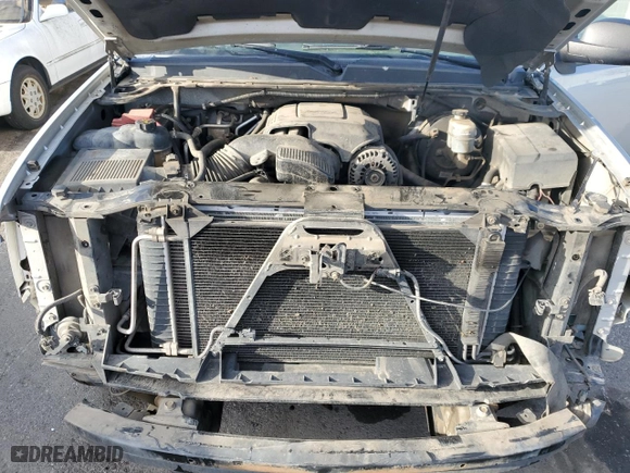 2010 Chevrolet Suburban Commercial with VIN 1GNUKHE30AR238285, listed as a Copart auction lot 80736234 with 260,330 mi miles and Salvage Title. Bid and sale history available at carsss.com. Image 12.