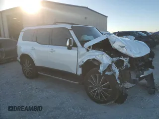 2024 Lexus GX 550 Luxury z VIN JTJVBCDX8R5012273, wystawiony jako Copart lot #81360034 z przebiegiem 4 883 mil mil oraz Szkoda całkowita • Salvage title. Historia ofert i sprzedaży dostępna na DreamBid. Obrazek 4.