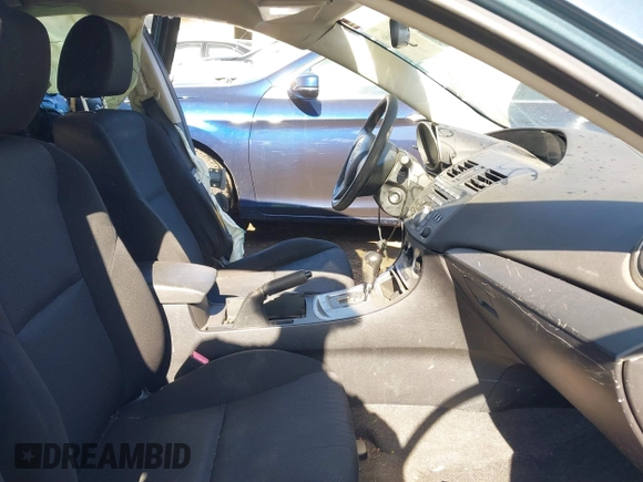 2011 Mazda 3 i Sport with VIN JM1BL1UG9B1415697, listed as a IAAI auction lot 41820686 with 199,561 mi miles and . Bid and sale history available at DreamBid. Image 5.