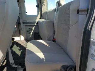 2008 Ford Super Duty F-250 SRW XL with VIN 1FTSX21528EB34887, listed as a Copart auction lot 44825765 with 169,861 mi miles and Salvage Title. Bid and sale history available at carsss.com. Image 10.