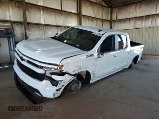 2024 Chevrolet Silverado 1500 RST with VIN 1GCUDEEDXRZ305674, listed as a Copart auction lot 44263935 with 4,228 mi miles and Salvage Title. Bid and sale history available at carsss.com. Image 1.
