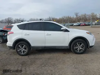 2018 Toyota RAV4 XLE with VIN 2T3RFREV2JW777906, listed as a IAAI auction lot 41164038 with 89,049 mi miles. Bid and sale history available at carsss.com. Image 14.