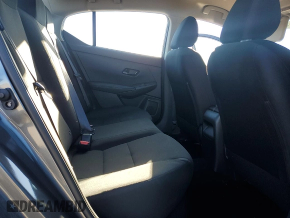 2025 Nissan Sentra S z VIN 3N1AB8BV1SY266922, wystawiony jako Copart lot #49598305 z przebiegiem 1 102 mil mil oraz Szkoda całkowita • Salvage title. Historia ofert i sprzedaży dostępna na DreamBid. Obrazek 10.