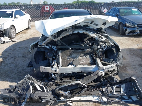 2020 Mercedes-Benz C 300 z VIN W1KWF8EB1LR594900, wystawiony jako IAAI lot #42076701 z przebiegiem 45 444 mil mil oraz . Historia ofert i sprzedaży dostępna na DreamBid. Obrazek 12.