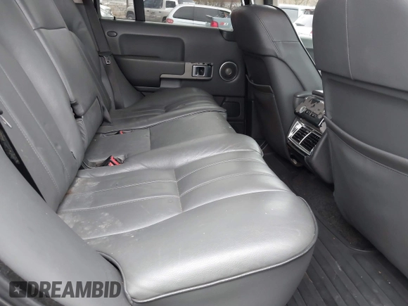 2005 Land Rover Range Rover HSE with VIN SALME11435A188999, listed as a IAAI auction lot 41123498 with 228,186 mi miles and . Bid and sale history available at DreamBid. Image 8.