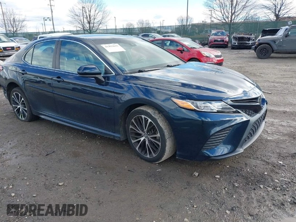 2018 Toyota Camry LE with VIN 4T1B11HK2JU598860, listed as a IAAI auction lot 41493633 with 74,480 mi miles. Bid and sale history available at carsss.com. Image 1.