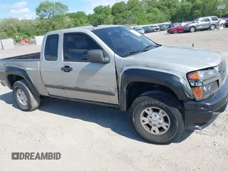 2008 GMC Canyon SLE1 z VIN 1GTDT19E488150087, wystawiony jako IAAI lot #42220329 z przebiegiem 210 545 mil mil oraz . Historia ofert i sprzedaży dostępna na DreamBid. Obrazek 1.
