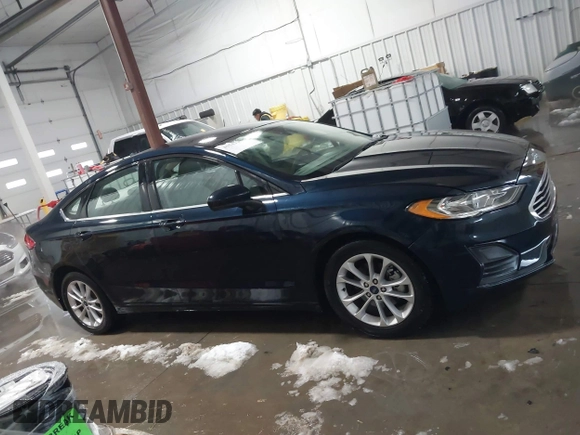 2020 Ford Fusion SE with VIN 3FA6P0HD0LR111817, listed as a IAAI auction lot 41542207 with 59,718 mi miles. Bid and sale history available at carsss.com. Image 13.