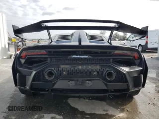 2022 Lamborghini Huracan z VIN ZHWUA6ZX0NLA18998, wystawiony jako Copart lot #87111104 z przebiegiem Nie podano mil oraz Nie do naprawy. Historia ofert i sprzedaży dostępna na DreamBid. Obrazek 6.