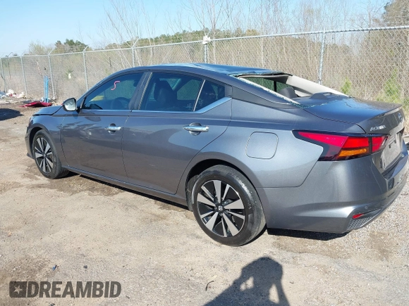 2022 Nissan Altima SV z VIN 1N4BL4DV5NN407440, wystawiony jako IAAI lot #41758671 z przebiegiem 33 889 mil mil oraz . Historia ofert i sprzedaży dostępna na DreamBid. Obrazek 3.