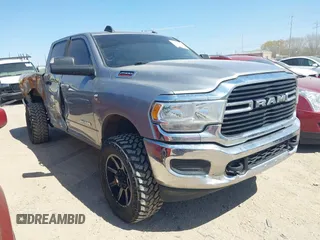 2020 Ram 2500 Big Horn with VIN 3C6UR5DL3LG141225, listed as a IAAI auction lot 41780459 with 117,276 mi miles. Bid and sale history available at carsss.com. Image 1.