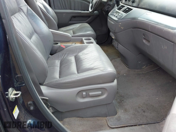 2009 Honda Odyssey EX-L with VIN 5FNRL38629B024694, listed as a IAAI auction lot 41958258 with 209,009 mi miles. Bid and sale history available at carsss.com. Image 5.