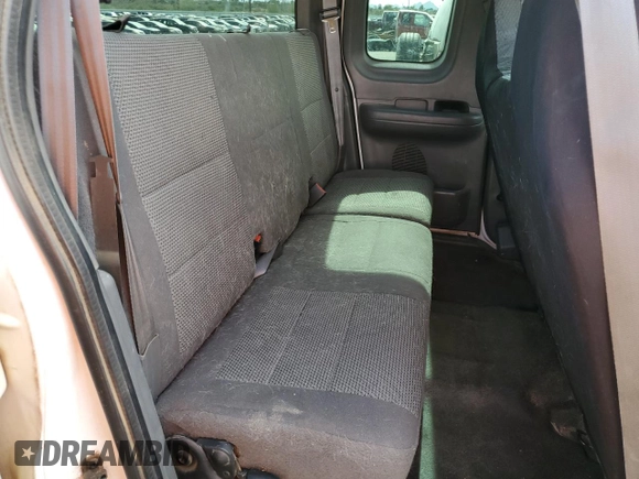 2003 Ford F-150 XL z VIN 1FTRX17233NB92067, wystawiony jako Copart lot #57986555 z przebiegiem 179 101 mil mil oraz Szkoda całkowita • Salvage title. Historia ofert i sprzedaży dostępna na DreamBid. Obrazek 10.