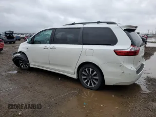 2019 Toyota Sienna XLE with VIN 5TDDZ3DC0KS224611, listed as a Copart auction lot 47667495 with 61,829 mi miles and Salvage Title. Bid and sale history available at carsss.com. Image 2.
