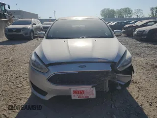 2017 Ford Focus SE с VIN 1FADP3F29HL332896, выставлен на аукционе Copart как лот 50963985 с пробегом 146 033 миль миль и Чистый • Clean title. История ставок и продаж доступна на DreamBid. Изображение 5.