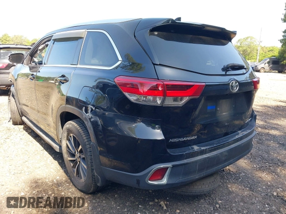 2017 Toyota Highlander XLE with VIN 5TDJZRFH8HS395467, listed as a IAAI auction lot 42577658 with 66,639 mi miles and . Bid and sale history available at DreamBid. Image 3.