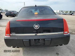 2010 Cadillac DTS 1SA z VIN 1G6KA5EY1AU116600, wystawiony jako Copart lot #71453974 z przebiegiem 111 626 mil mil oraz Szkoda całkowita • Salvage title. Historia ofert i sprzedaży dostępna na DreamBid. Obrazek 6.
