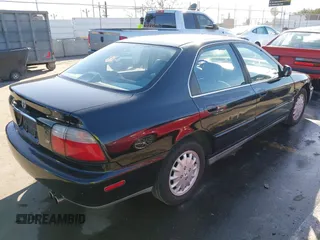 1997 Honda Accord EX with VIN 1HGCD5669VA219584, listed as a IAAI auction lot 41643524 with 161,820 mi miles and . Bid and sale history available at carsss.com. Image 4.
