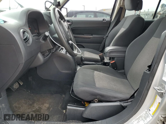 2011 Jeep Patriot Sport с VIN 1J4NT1GA2BD264134, выставлен на аукционе Copart как лот 55462375 с пробегом 156 913 миль миль и Списание • Salvage title. История ставок и продаж доступна на DreamBid. Изображение 7.