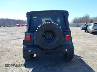 2003 Jeep Wrangler Sport with VIN 1J4FA49S03P343285, listed as a IAAI auction lot 41823684 with 201,723 mi miles and . Bid and sale history available at DreamBid. Image 17.