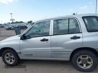 1999 Chevrolet Tracker with VIN 2CNBE13C4X6924119, listed as a IAAI auction lot 42491953 with 169,523 mi miles and . Bid and sale history available at DreamBid. Image 6.