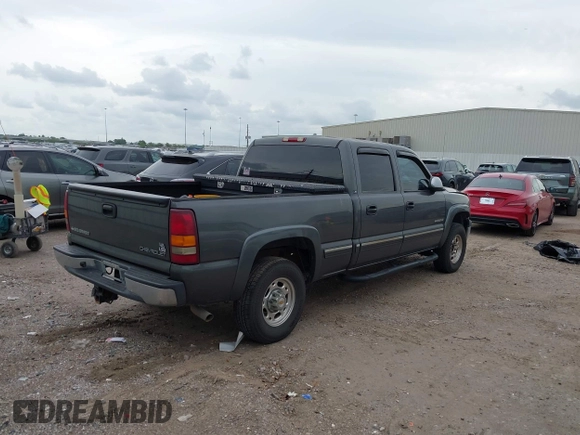 2002 Chevrolet Silverado 1500HD LT z VIN 1GCGC13U52F214511, wystawiony jako IAAI lot #42154128 z przebiegiem 110 760 mil mil oraz . Historia ofert i sprzedaży dostępna na DreamBid. Obrazek 4.