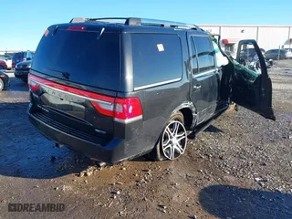 2015 Lincoln Navigator with VIN 5LMJJ2JT9FEJ08241, listed as a IAAI auction lot 40865039 with 1 mi miles. Bid and sale history available at carsss.com. Image 4.