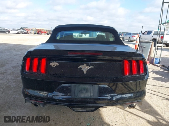 2017 Ford Mustang V6 z VIN 1FATP8EM4H5256892, wystawiony jako IAAI lot #41991537 z przebiegiem 39 861 mil mil oraz . Historia ofert i sprzedaży dostępna na DreamBid. Obrazek 17.