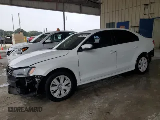 2014 Volkswagen Jetta Sedan SE w/Connectivity with VIN 3VWD07AJ2EM267322, listed as a Copart auction lot 88842615 with 116,141 mi miles and Salvage Title. Bid and sale history available at carsss.com. Image 1.