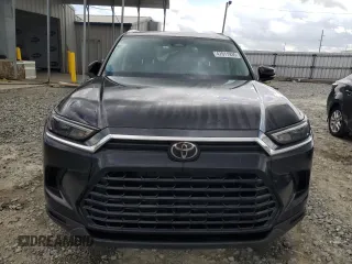 2024 Toyota Grand Highlander XLE with VIN 5TDAAAA57RS016059, listed as a Copart auction lot 47611935 with 19,444 mi miles and Salvage Title. Bid and sale history available at carsss.com. Image 5.