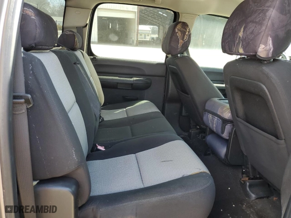 2009 Chevrolet Silverado 1500 LS with VIN 3GCEC13C69G129944, listed as a Copart auction lot 44454905 with 211,808 mi miles and Salvage Title. Bid and sale history available at carsss.com. Image 10.